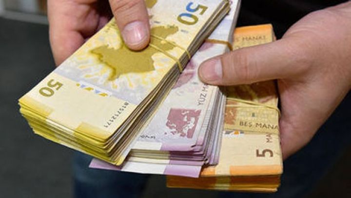 Azərbaycanda kredit faizləri aşağı düşüb