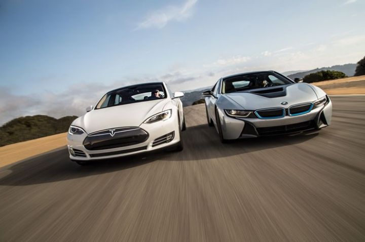 "Tesla" "BMW"-dən bahalı şirkət oldu