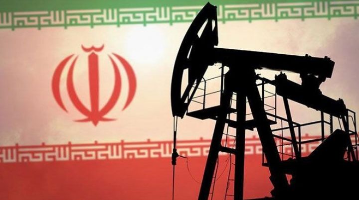 İrandan embarqoya qarşı həmlə: Neftin birja qiyməti endirildi