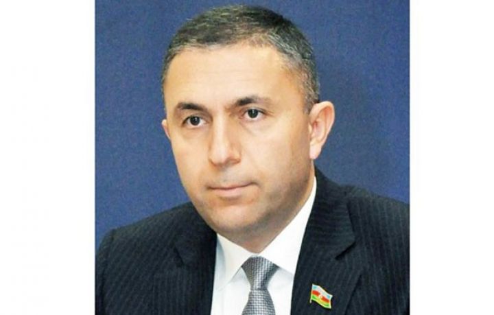 Deputat: "Dolların dünyada hökmranlığına son qoyula bilər"