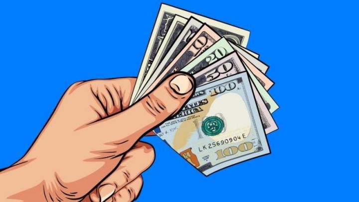 Azərbaycan əhalisi nağd dollar alışını azaldıb 