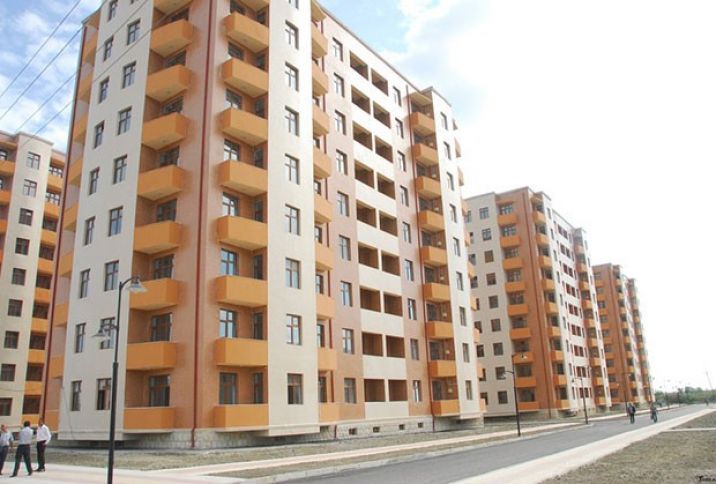 "Böyük qəsəbəni uzağı noyabrda təhvil verəcəyik"