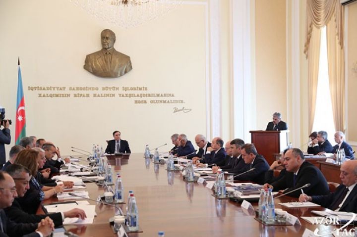 Gələn ilin büdcəsi Nazirlər Kabinetində müzakirə edilib