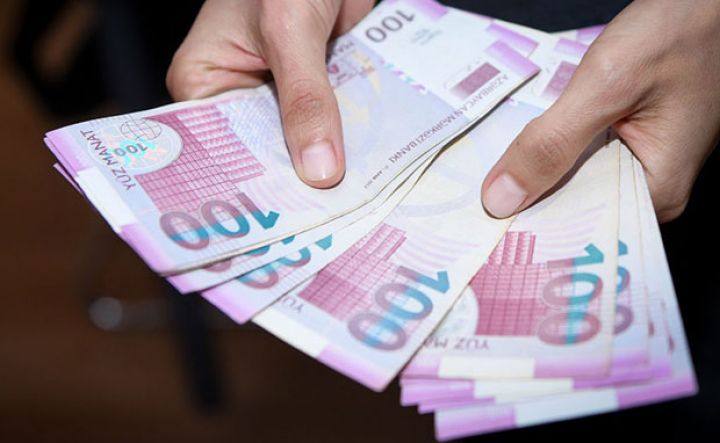 Gömrük Komitəsində 4 aydan sonra maaşlar verildi