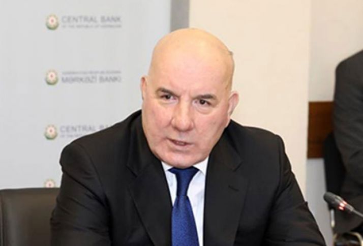 Elman Rüstəmov "neftin qiymətinin manat ilə əlaqəsi barədə" danışıb