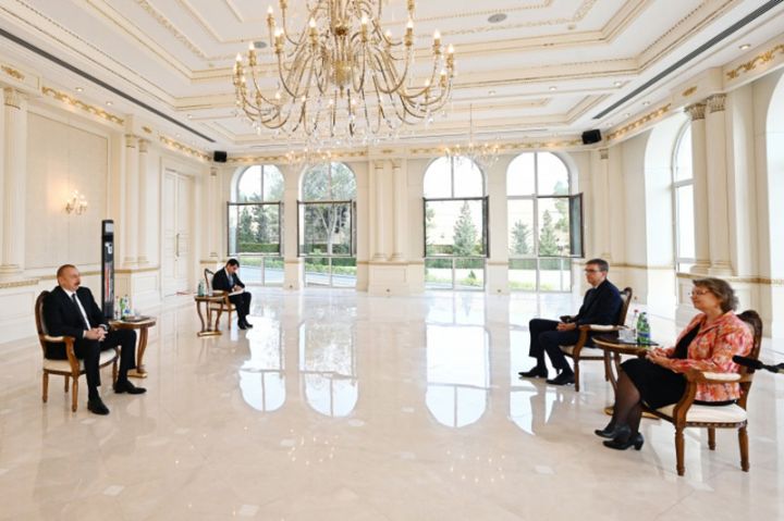 Prezident səfirə: "Ədalətsiz  qərarınız bizə daha yaxın əlaqələr qurmağa kömək etməyəcək"