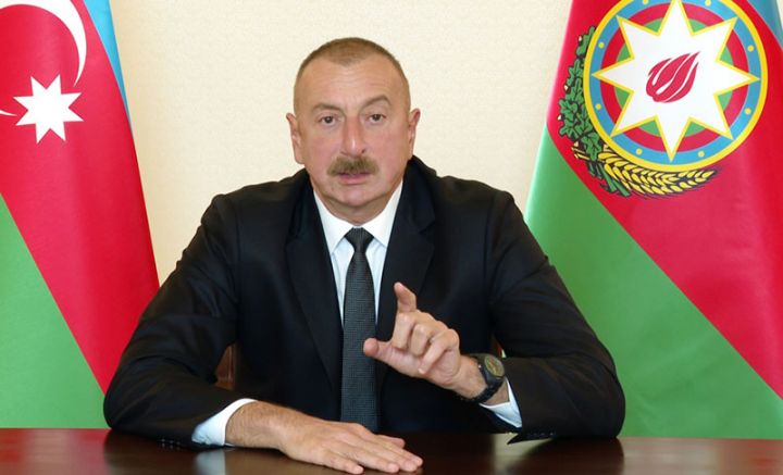 "Açarıq sandığı, tökərik pambığı"