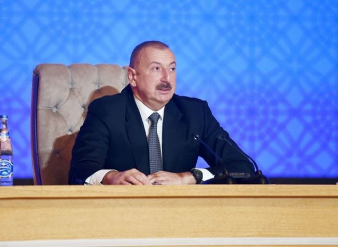 Dostcasına söhbət - “Get bunu düzəlt, bax, son dəfə sənə deyirəm, düzəltməsən, onda özündən küs”