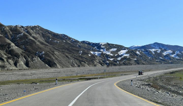 Quba-Qonaqkənd avtomobil yolu açıldı