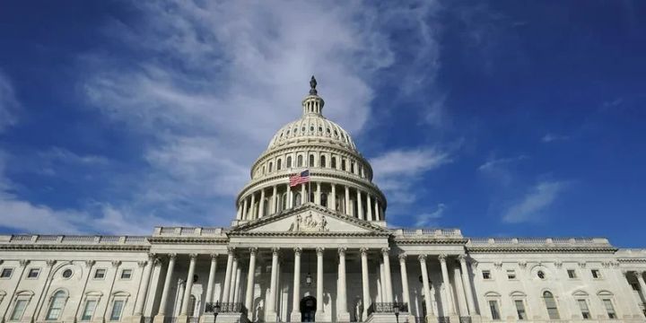 ABŞ konqresmenləri Ukraynaya təxminən 14 milyard dollarlıq yardımı qəbul etdi