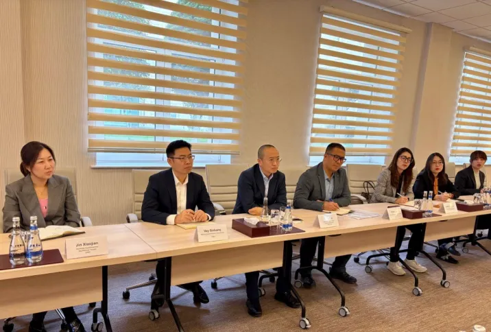 Çin korporasiyaları Bakıda həyata keçirilməsi nəzərdə tutulan infrastruktur layihələrində iştirak etməkdə maraqlıdırlar