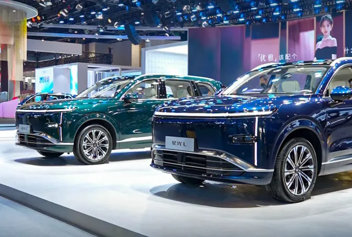 5 metr uzunluğa malik yeni nəsil  "Wuling Starlight L" təqdim edilib - Azərbaycanda da təqdim olunması planlaşdırılır