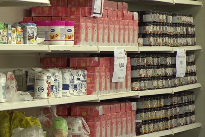 Yoxsul təbəqə üçün sosial marketlər