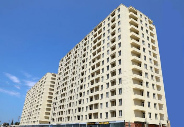 Yeni yaşayış binalarından alınmış 50 mənzil ailələrə təqdim edilib 
