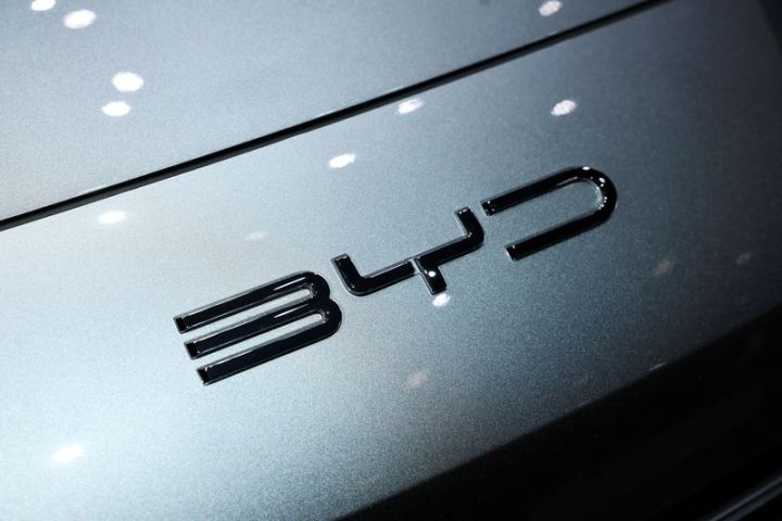 Çin elektrikli avtomobil istehsalçılarının səhmləri Tesla-nın açıqlamasından sonra ucuzlaşıb